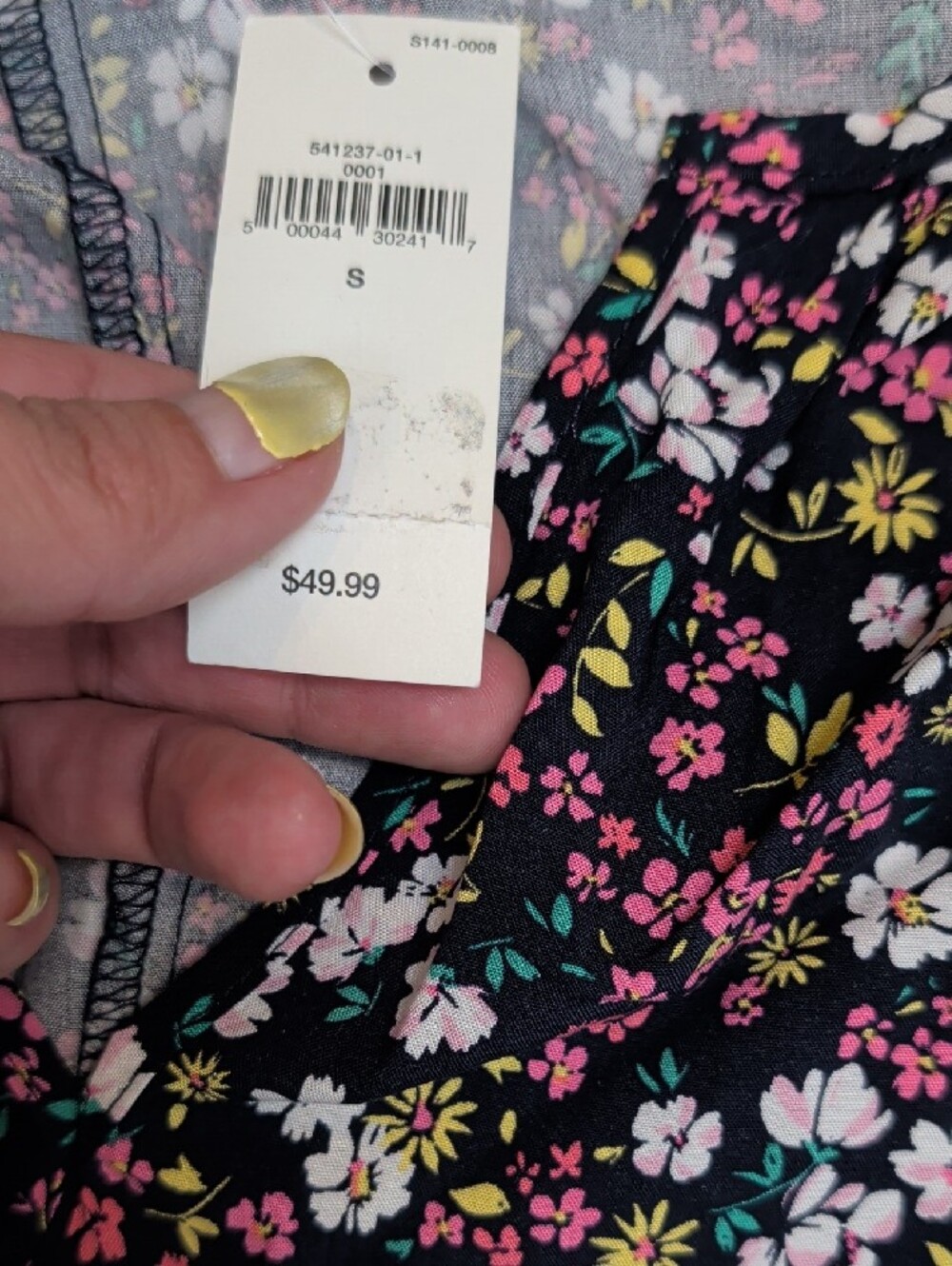 GAP Women's NWT Black Floral Rayon V-Neck Dress with Pockets Size S - Picture 2 of 14